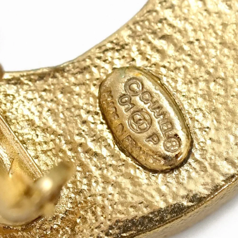 CHANEL CC Logos Gold Crescent Moon Earrings Gold Tone 01P Auth w/Box #20231 - Picture 5 of 6
